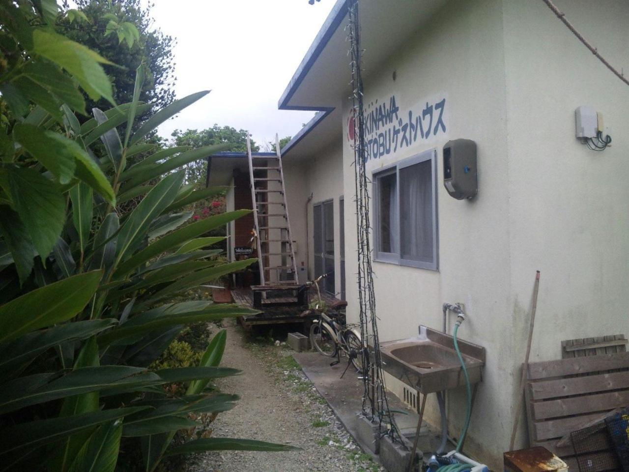 Okinawa Motobu pensión Exterior foto